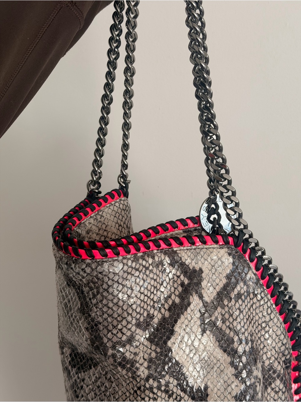 Stella McCartney faux python Falabella bag with pink trim - Picture 3 of 4